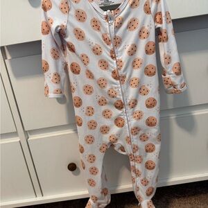 Caden Lane Cookie Print Kids Footie in White and Brown